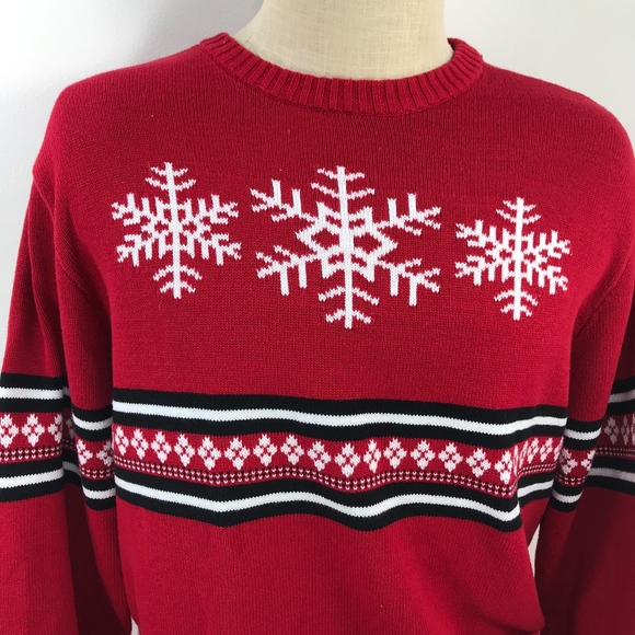 Roundtree & Yorke Snowflake Fair Isle Sweater - Picture 2 of 7